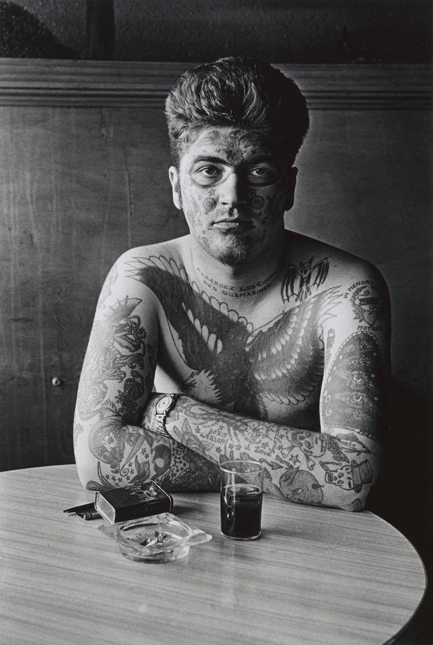 MONROWE, A Day with Diane Arbus - Jack Dracula at a bar